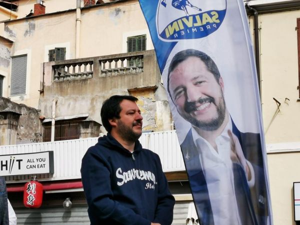 Salvini vrea să amendeze nave care salvează migranţi pe Mediterana