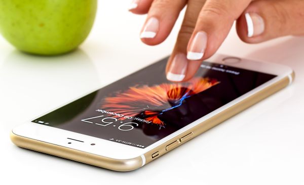 Tehnologia 5G, între utilitate şi pericol pentru sănătate