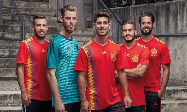 Spania rupe unilateral contractul cu Adidas