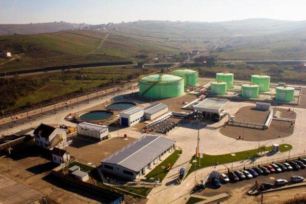 OMV Petrom a investit 19 milioane euro în modernizarea depozitului de carburanţi de la Arad