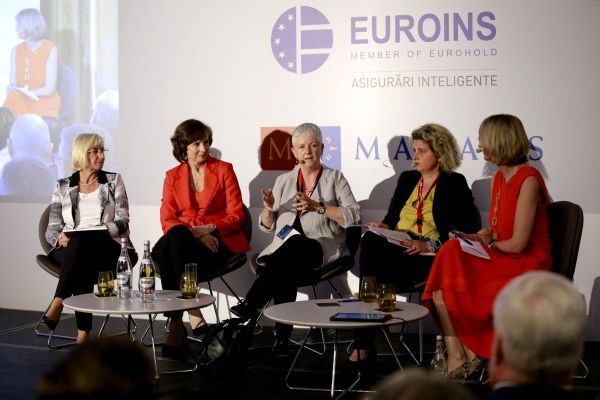 Industria asigurărilor, între provocări şi oportunităţi