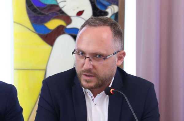 Răzvan Mitu