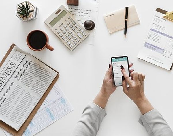 Rata de adoptare a serviciilor FinTech, creştere de 64% 