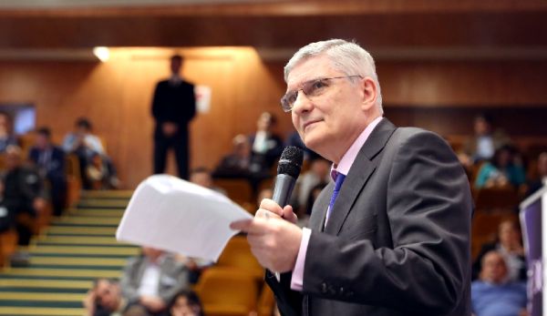 Daniel Dăianu