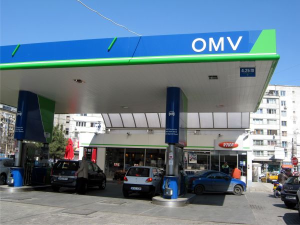 Producţia OMV Petrom îşi continuă declinul 