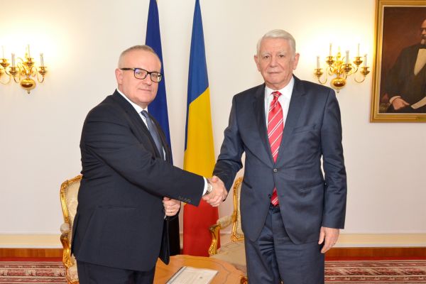 Ants Frosch şi Teodor Meleşcanu (Sursa foto: Twitter)