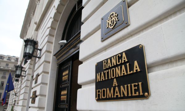 Depozitele rezidenţilor clienţi neguvernamentali au crescut la 336,9 miliarde de lei