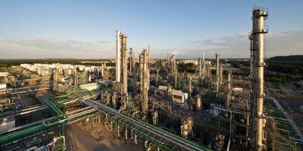 OMV, Mubadala şi Chandra Asri - colaborare în sectorul petrochimic din Indonezia