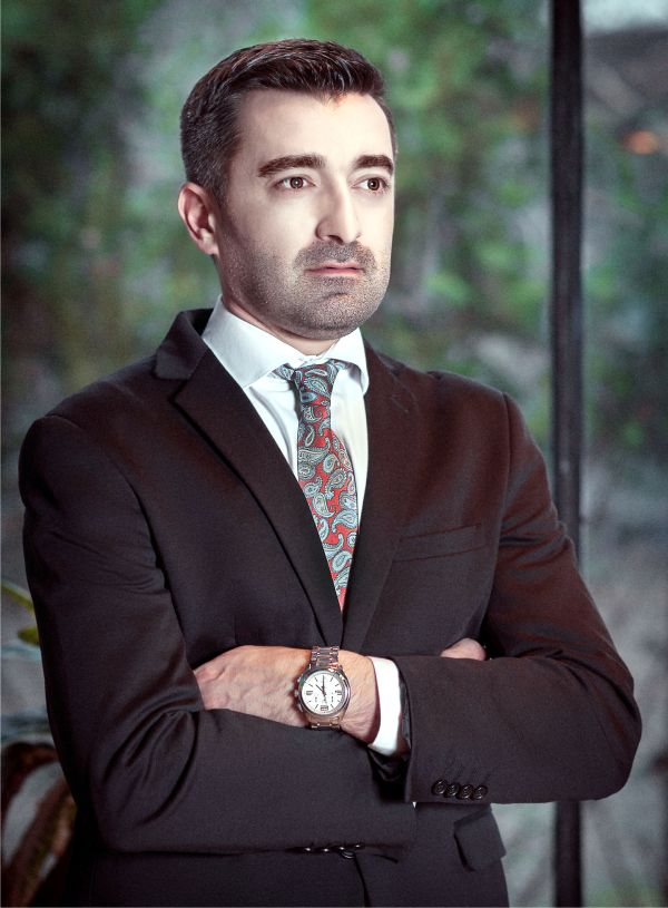 Radu Oniga: "Dacă în magazinele staţionare, HORNBACH este recunoscut pentru consilierea de calitate, acelaşi lucru dorim să îl oferim şi pe site". 