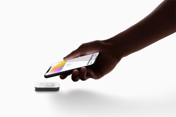 Apple Card, lansat oficial