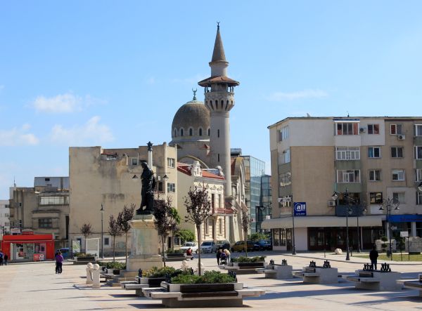 Ţara noastră, exemplu de convieţuire cu musulmanii
