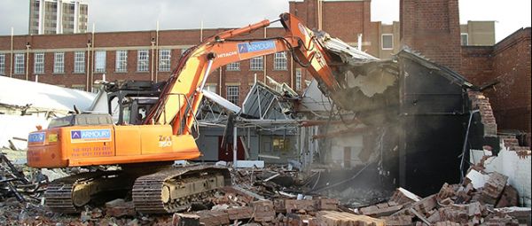 Primăria Sector 4 anunţă demolarea şi reconstrucţia a cinci grădiniţe