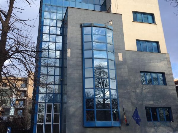 ANPC a oprit de la comercializare cantităţi importante de produse pe bază de peşte