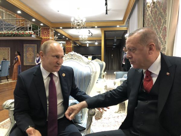 Vladimir Putin şi Tayyip Erdogan (Sursă foto: Twitter)