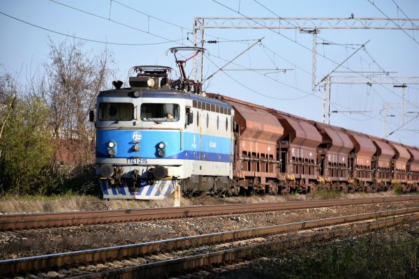 Consiliul Concurenţei recomandă trecerea terminalelor de mărfuri de la CFR Marfă la CFR SA