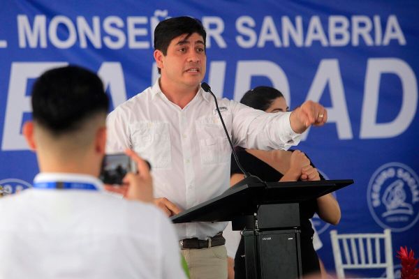 Carlos Alvarado (Sursa foto: Twitter)
