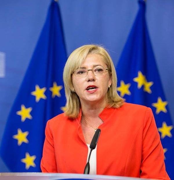 Corina Creţu