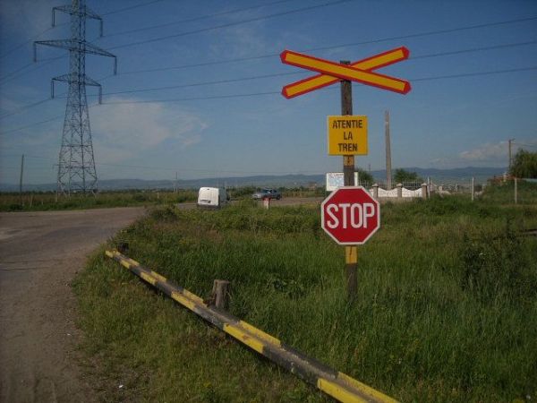 Peste 3.700 de sancţiuni aplicate de poliţişti în cadrul acţiunii "Atenţie la tren"