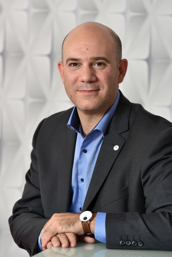 Christophe Chamboncel: "Avem în plan deschideri de noi hoteluri. Următorul hotel pe care îl vom deschide va fi Ibis Style Aeroport, foarte aproape de Aeroport, urmat de Ibis Style din Bucureşti. Încercăm să îl deschidem până la sfârşitul anului şi care va avea 85 de camere".