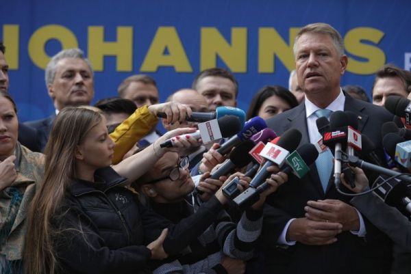 Iohannis De Ziua Armatei Armata Rămane Pentru Poporul Roman Un