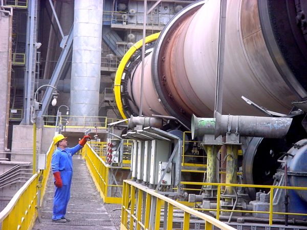 LafargeHolcim exclude achiziţii masive