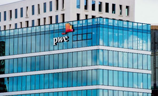 PwC România acordă consultanţă CEC Bank 