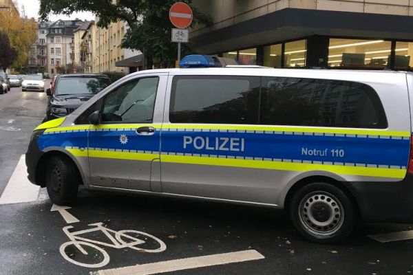 Trei presupuşi jihadişti arestaţi în Germania