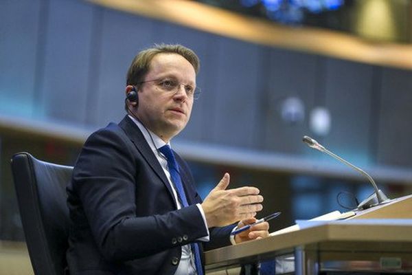 Oliver Varhelyi (sursă foto: Twitter)