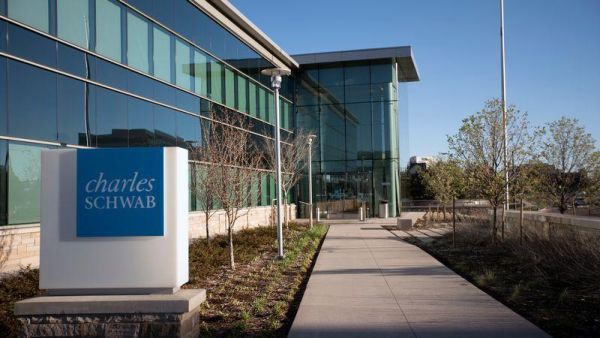 Charles Schwab cumpără TD Ameritrade