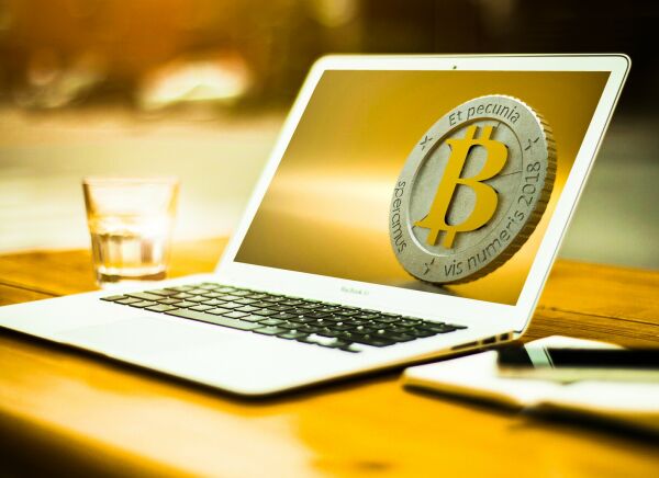 Incertitudinea criptomonedelor în sistemul financiar 