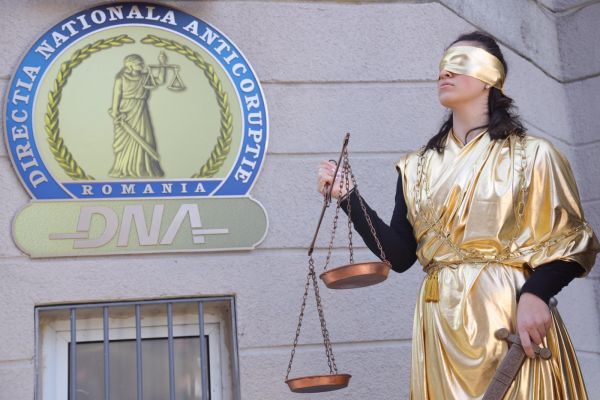  DNA analizează posibilitatea redeschiderii dosarului de corupţie de la Certej