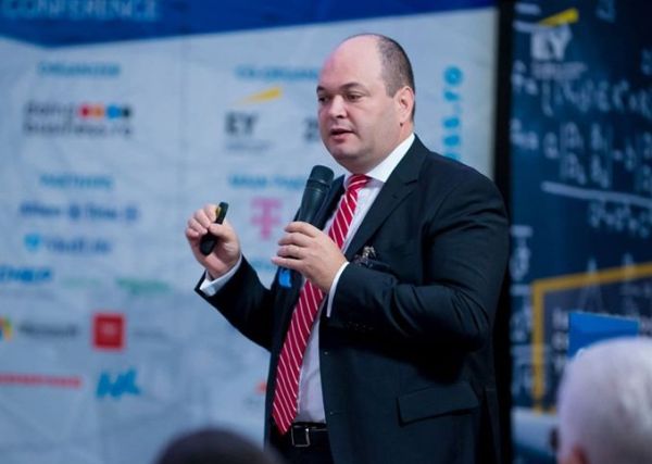 ''Riscurile rămân în continuare pentru un deficit mai mare pentru anul viitor''