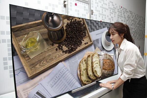 LG Display închide producţia de ecrane LCD