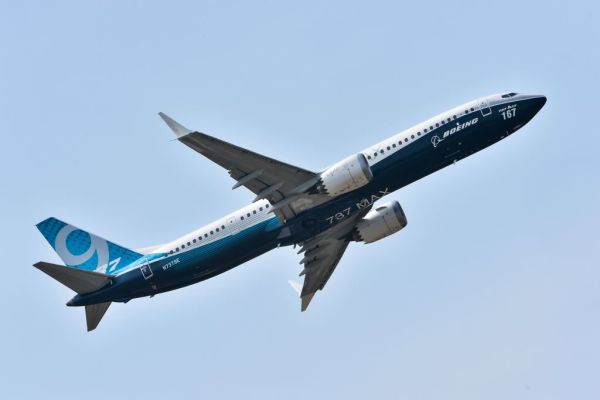 Iranul recunoaşte că a doborât "din greşeală" avionul companiei ucrainene UIA