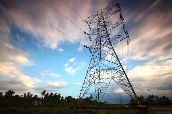 Consumul de electricitate, la cel mai mare nivel din această iarnă 