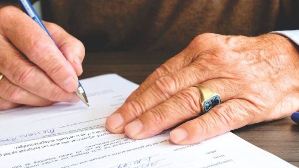 Activiştii PES vor ca salariul minim la nivel european să fie egal cu 60 la sută din salariul mediu al fiecărei ţări membre