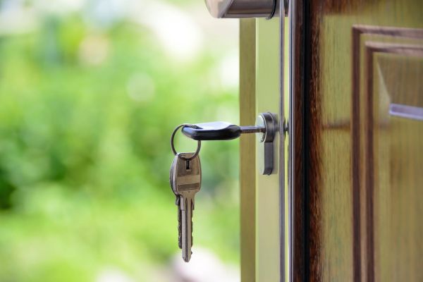 PSD susţine că renunţarea la ''Prima Casă'' înseamnă costuri mai mari pentru 30.000 de tineri anual