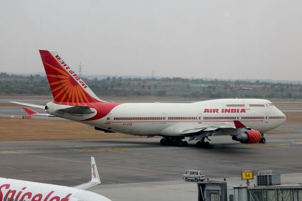 Air India, scoasă la vânzare