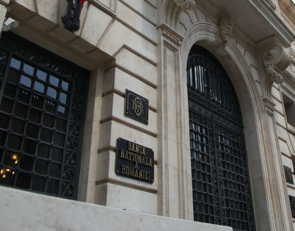 BNR: Creditul neguvernamental a crescut cu 6,6%