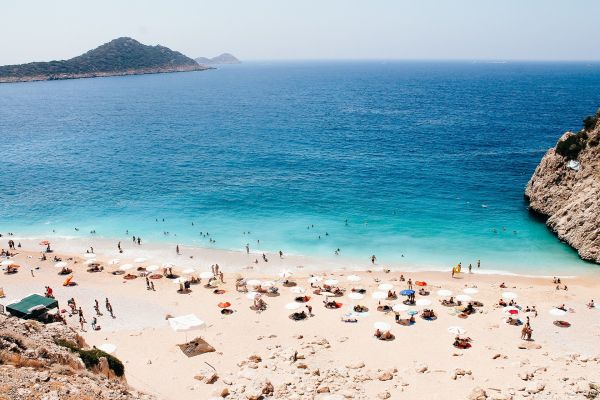 În 2019, de două ori mai mulţi turişti români au ales Turcia faţă de 2016