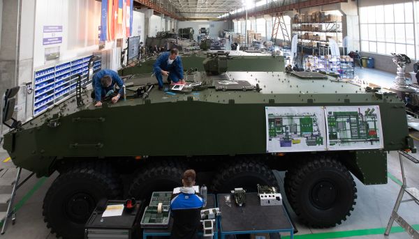 54 milioane lei, pentru organigrama de avarie din industria de apărare