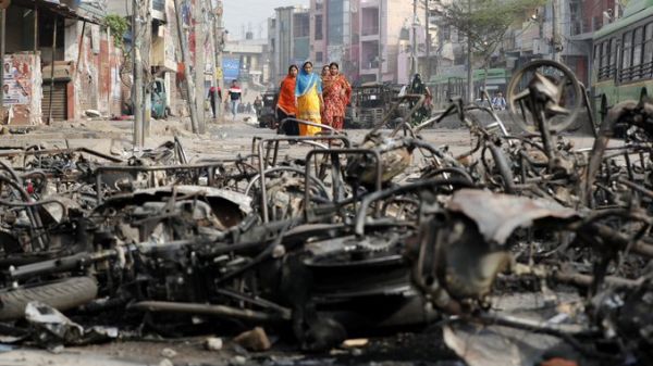 India - Cel puţin 32 de oameni au fost ucişi în violenţele dintre musulmani şi hinduşi 