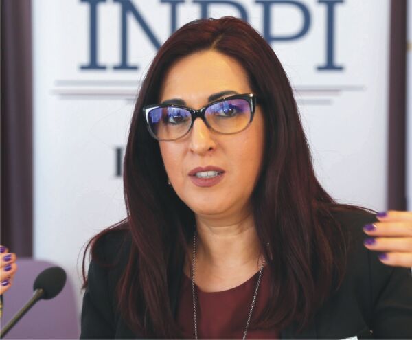 Simona Miloş