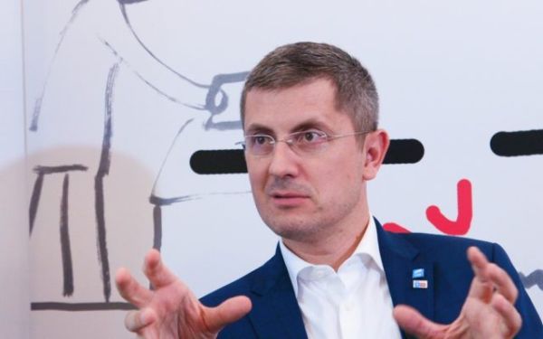 România are nevoie de un guvern stabil