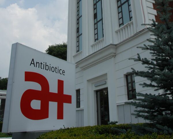 Antibiotice vrea să-i reînnoiască mandatul lui Ioan Nani
