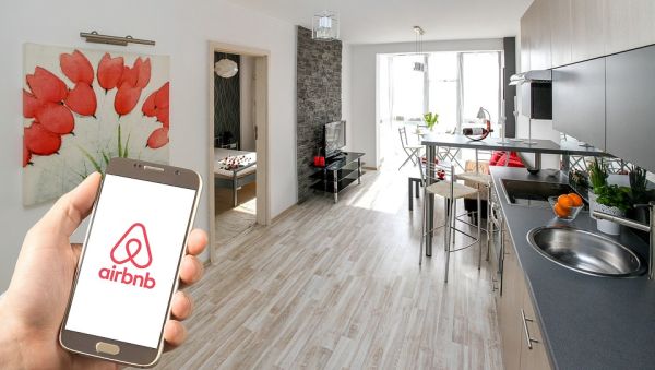 Airbnb a contractat un nou împrumut de 1 miliard de dolari, la câteva zile după obţinerea unei finanţări similare