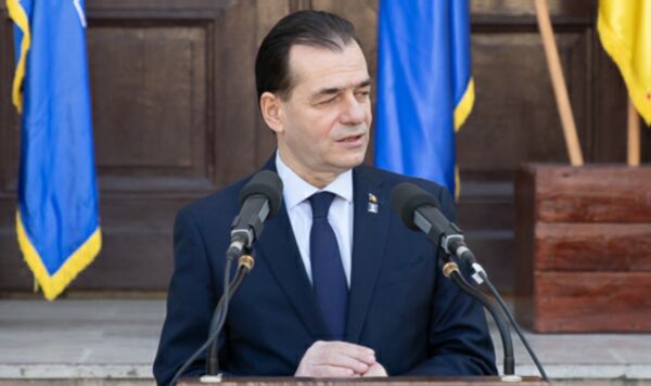 Bugetarii - fără şomaj tehnic, demnitarii - cu salariiile intacte