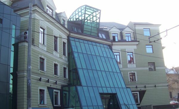 Acţionarii SIF 3 au aprobat dividendul de 0,0355 lei şi au respins pornirea acţiunilor în răspundere