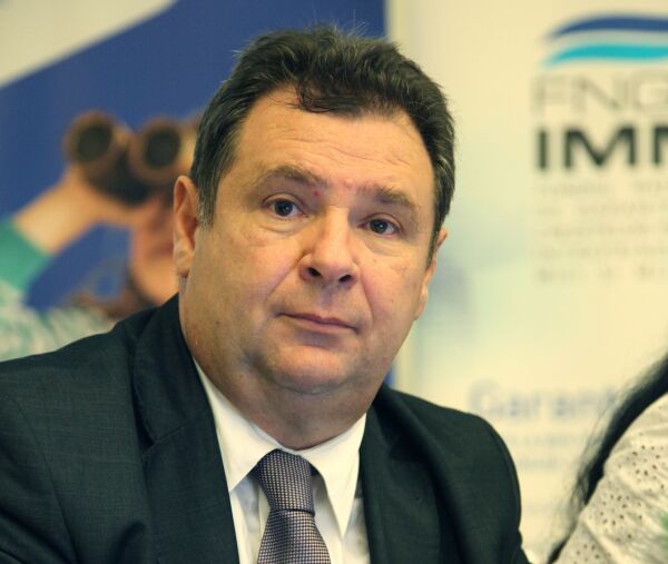 LIVIU ROGOJINARU