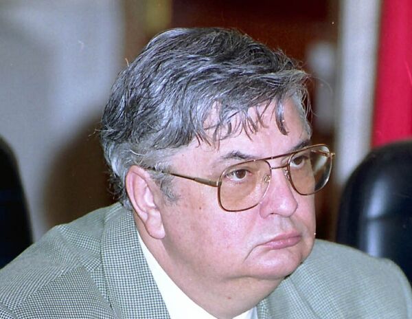MIRCEA COŞEA